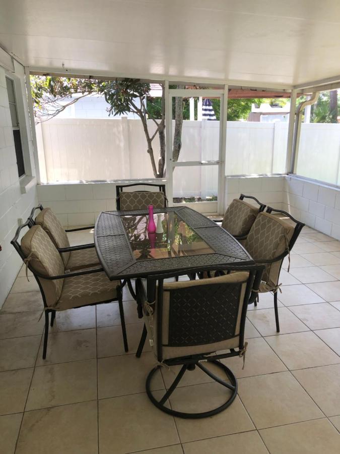 Cheerful 3 Bed House In A Cul- De-Sac! Villa Tampa Luaran gambar